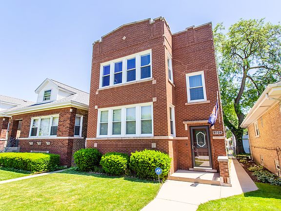 2nd image of 5729 N Mulligan Ave