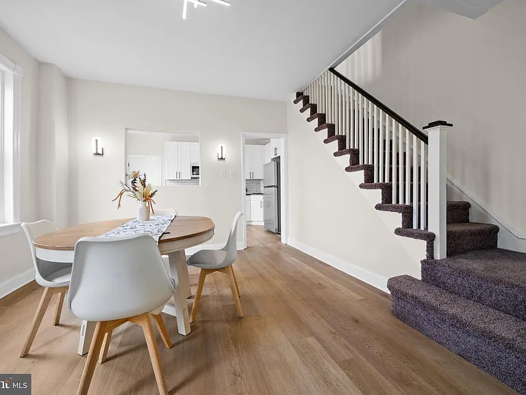7608 Chelwynde Ave — Photo 12