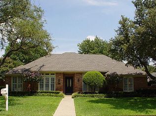 16828 Mossy Oak Dr, Dallas, TX 75248