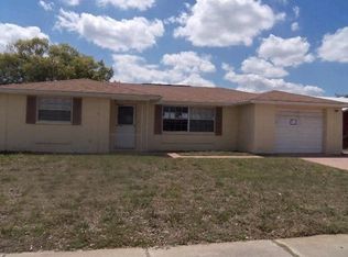 7406 Fairfax Dr, Port Richey, FL 34668