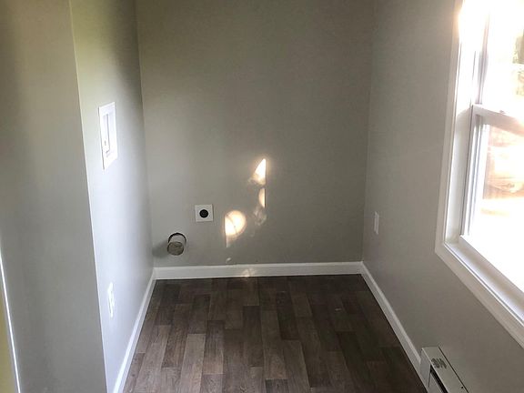 Laundry room hookups