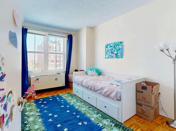 60 Oceana Drive West image 28 of 39