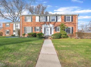 601 Notre Dame St, Grosse Pointe, MI 48230