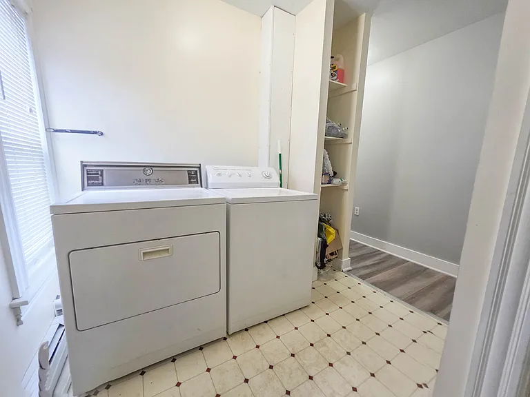 463 Lake Ave #2 — Photo 7