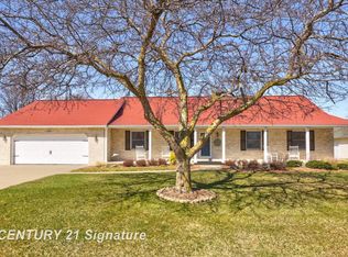4199 Island Dr W, Saginaw, MI 48603
