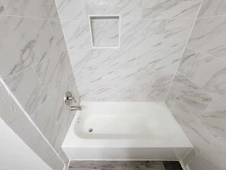 5606 Willow Glen Dr — Photo 26