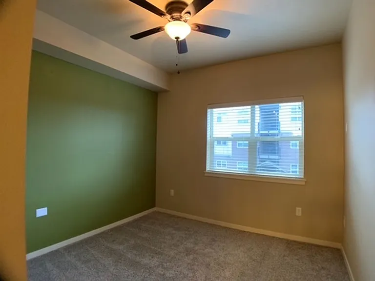 13905 SW Meridian St #310 — Photo 29