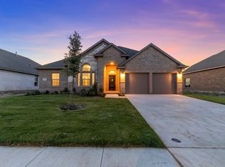 3404 Hidden Hollow Dr, Midlothian, TX 76065