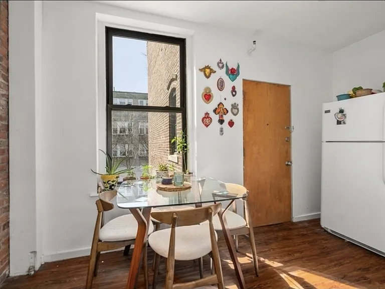 1404 Commonwealth Ave #17 — Photo 2