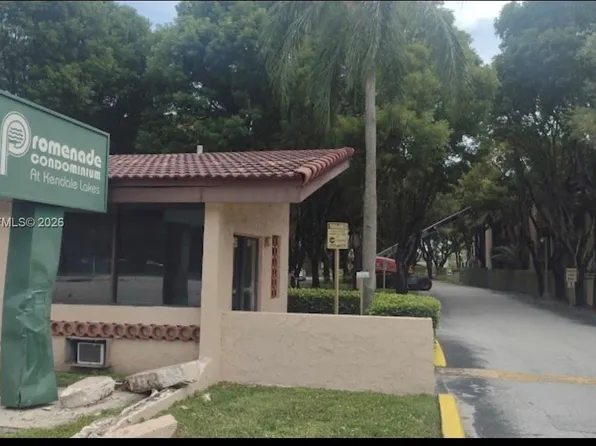 14301 N Kendall Dr, Miami, FL