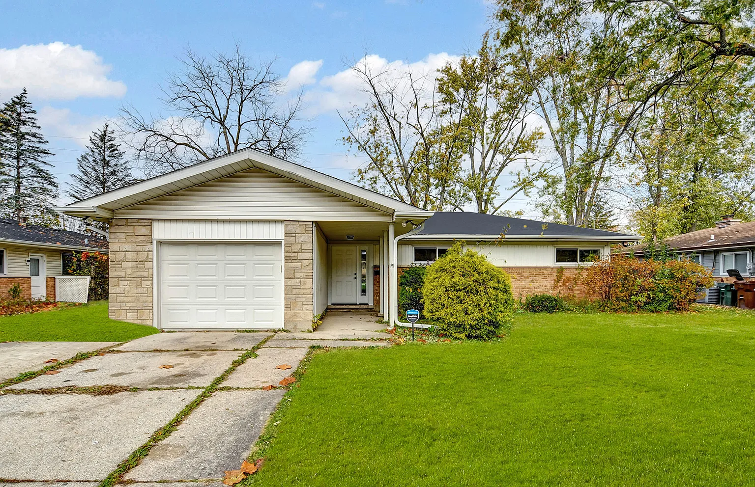 4 Westwood Ct photo 1