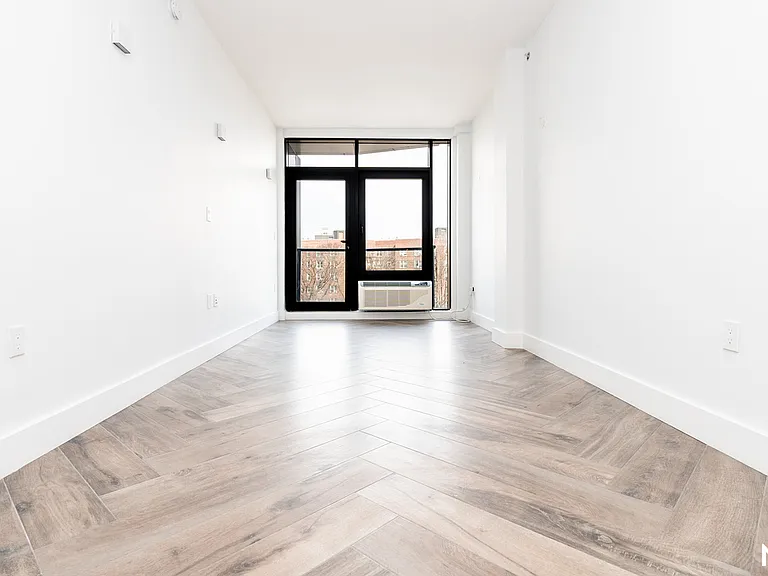 706 Ocean Ave #3C — Photo 4