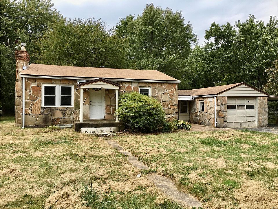 2nd image of 2531 Lindy Ln