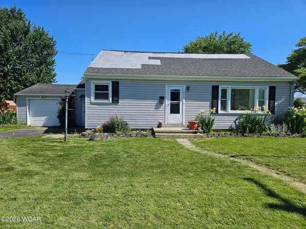712 W Plum St, Wapakoneta, OH 45895