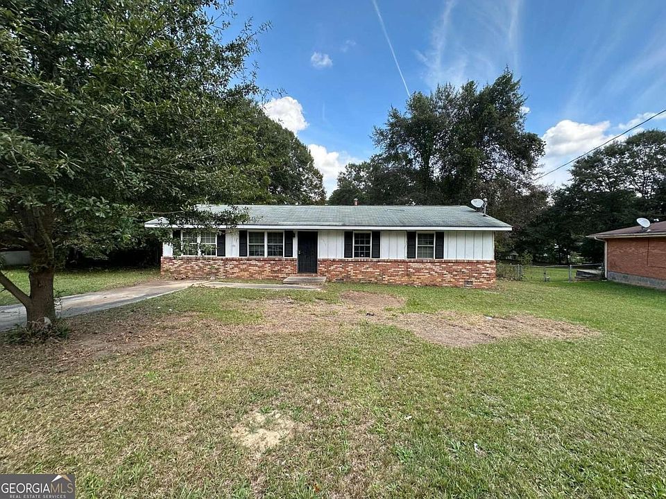 1st image of 6914 Adel Ln