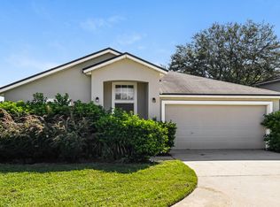 2549 Fox Hill Ln, Jacksonville, FL 32221