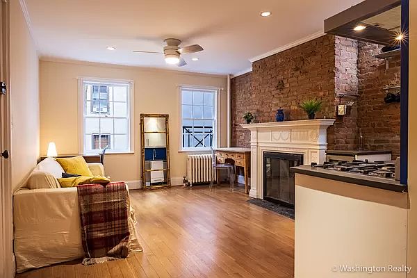 1st image of 729 Greenwich St #J23