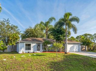 1062 Blossom Dr, Sebastian, FL 32958