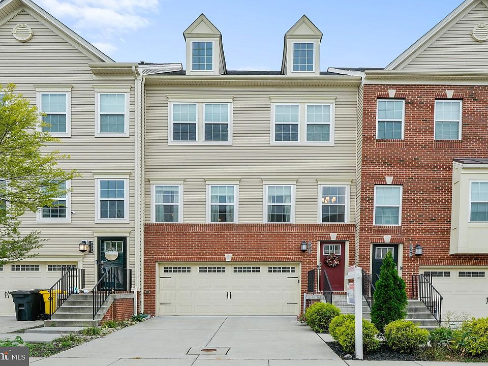 1st image of 8328 Daydream Cres