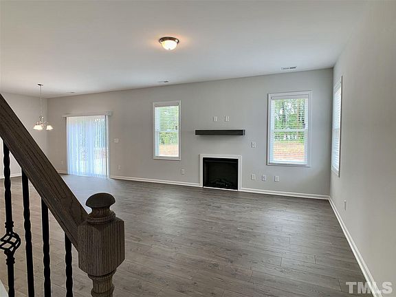 2nd image of 494 Heatwood Dr
