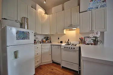 Rented by Metropolitan Realty