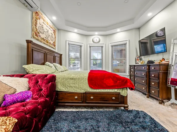 235 East 19th Street image 12 of 24