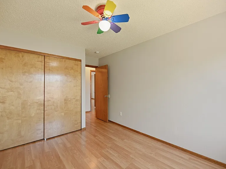 1321 W 132nd Pl — Photo 11