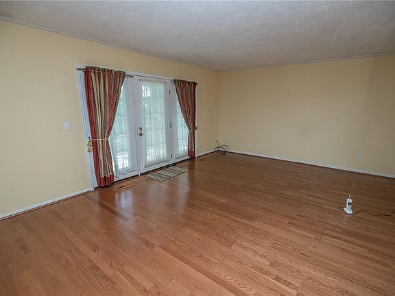 4th image of 6014 Cabot Ct Unit 2