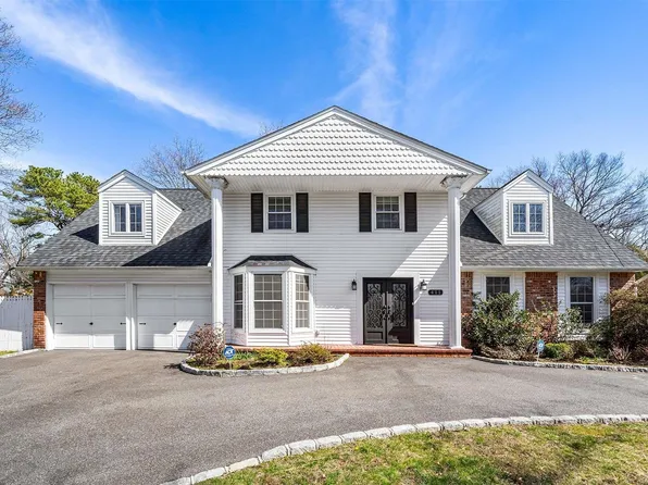 411 Bicycle Path, Port Jefferson Station, NY 11776
