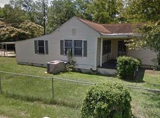 896 Crawford St NE, Dawson, GA 39842