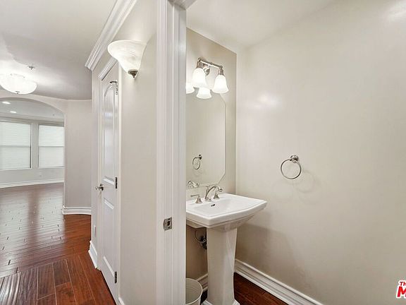5th image of 12045 Hoffman St Unit 202