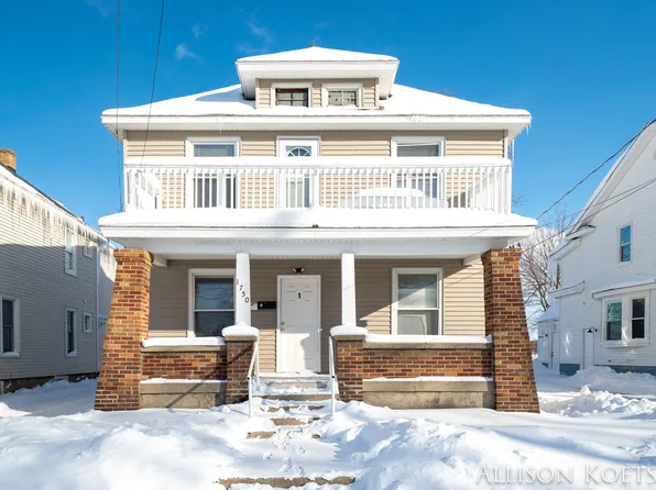 1750 Godfrey Ave SW, Wyoming, MI 49509