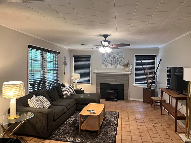 31200 Cooper Rd — Photo 4