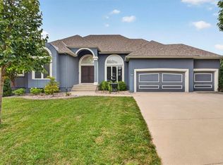2612 SW Winterbrook Cir, Lees Summit, MO 64081