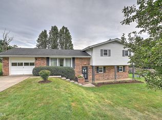 2101 Lucinda Rd, Kingsport, TN 37660