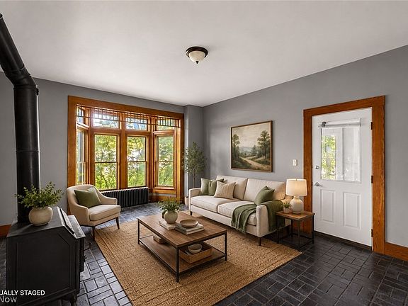 2nd image of 777 N Ellsworth Ave