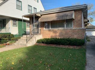 417 S 16th Ave, Maywood, IL