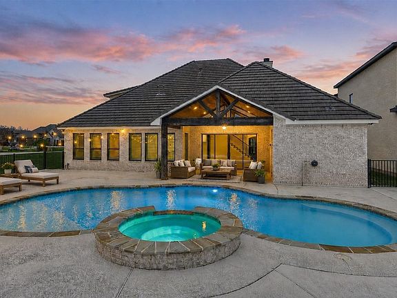 3rd image of 11618 Renaissance Dr