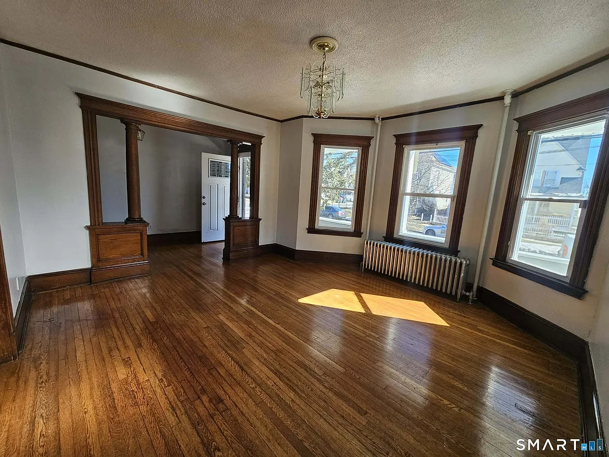 Building Photo - 103 Campfield Ave