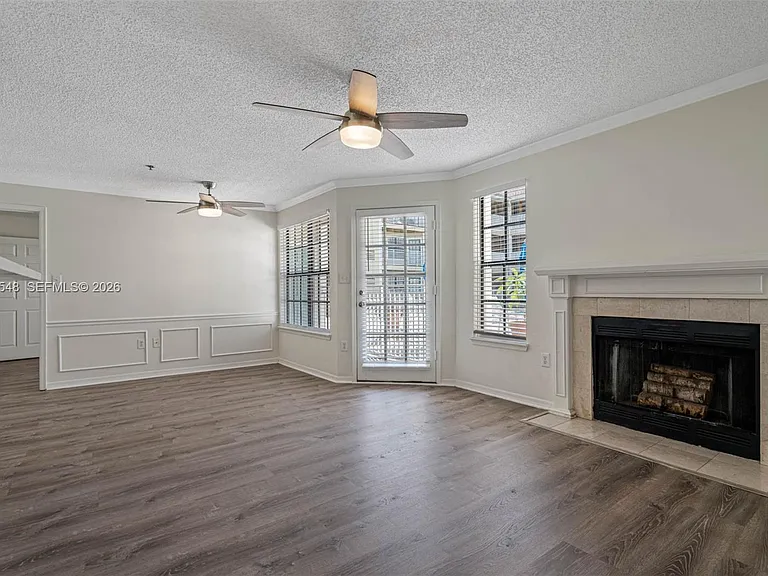 1000 W Horatio St #114 — Photo 7