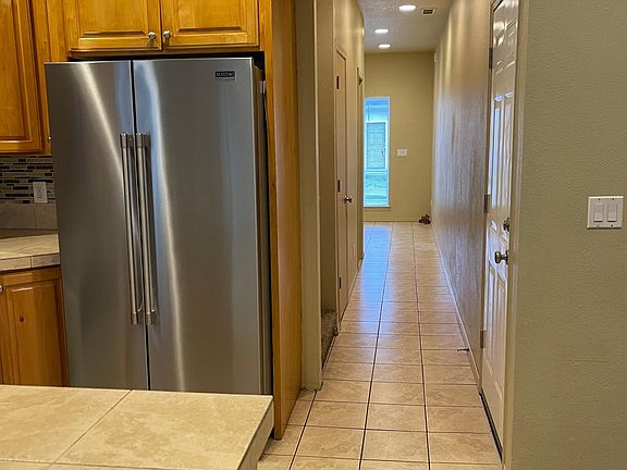 5th image of 5405 NE 29th Cir #5405