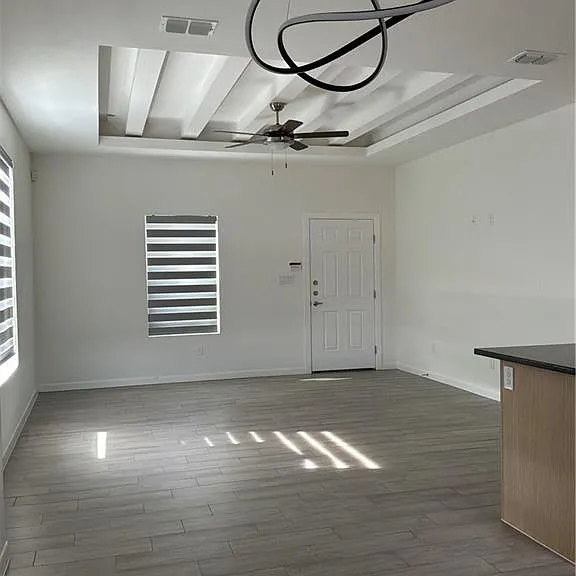 3904 Ventura Ave #3 — Photo 4