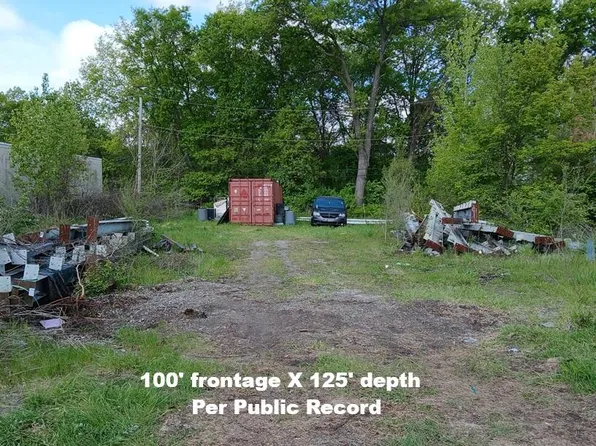3760 Arthur St, Gary, IN 46408