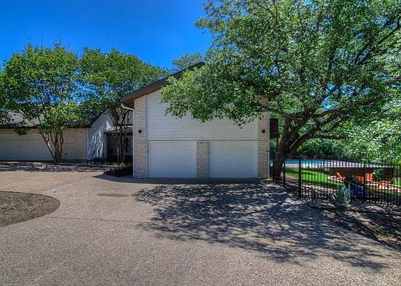4th image of 8211 Long Canyon Dr