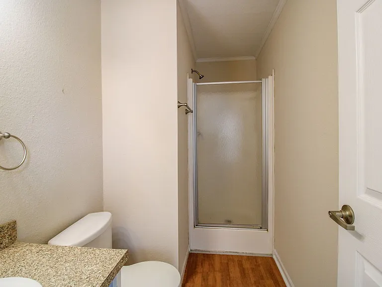 122 Meadows Ln — Photo 16