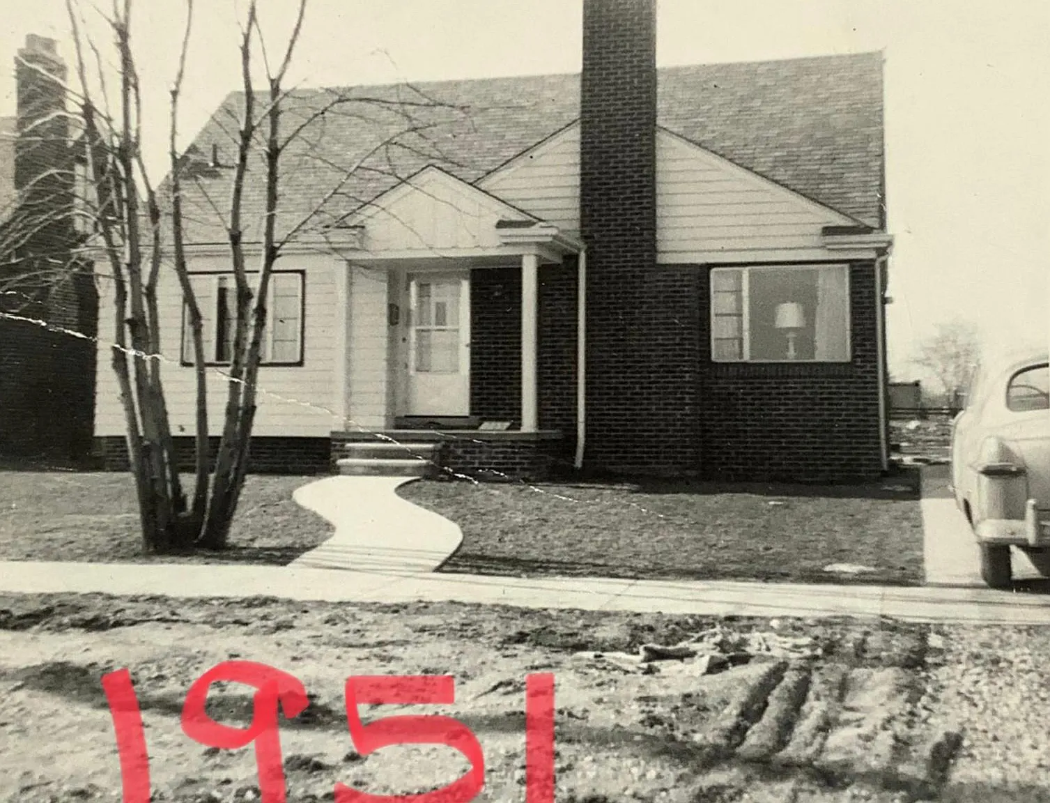 723 Coolidge Hwy — Photo 2