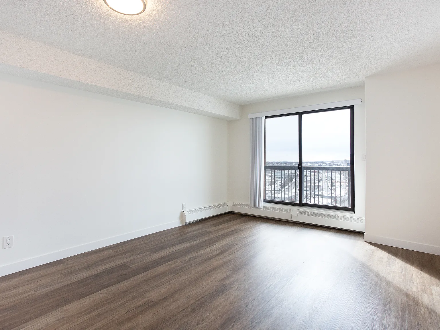 Stanley Park Place — Photo 4