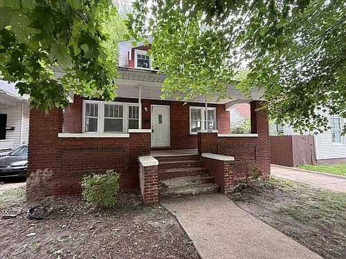 1454 E Main St Photo 1