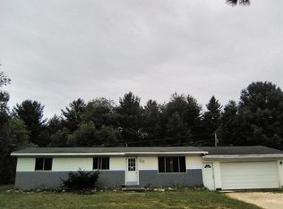 2848 Powers Rd, Alanson, MI 49706