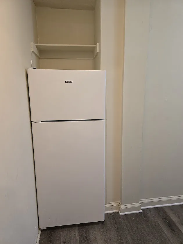 3 bed, 1200 sqft, $4,500 — Photo 3